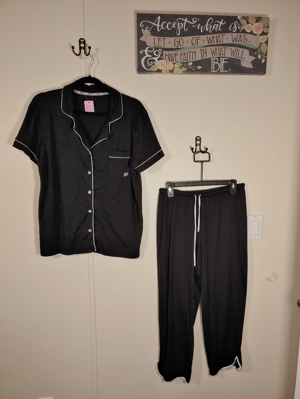 Born Black With White Piping Small Short Sleeve Pajama Set